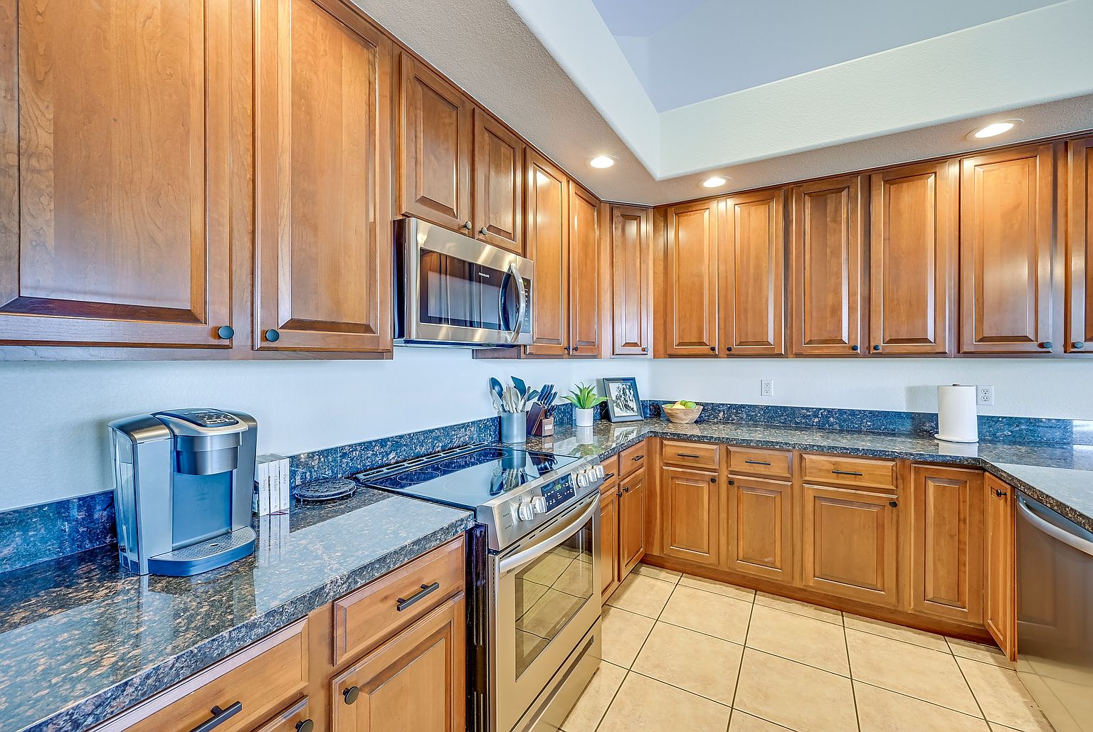 1681 W Crescent Way photo 4