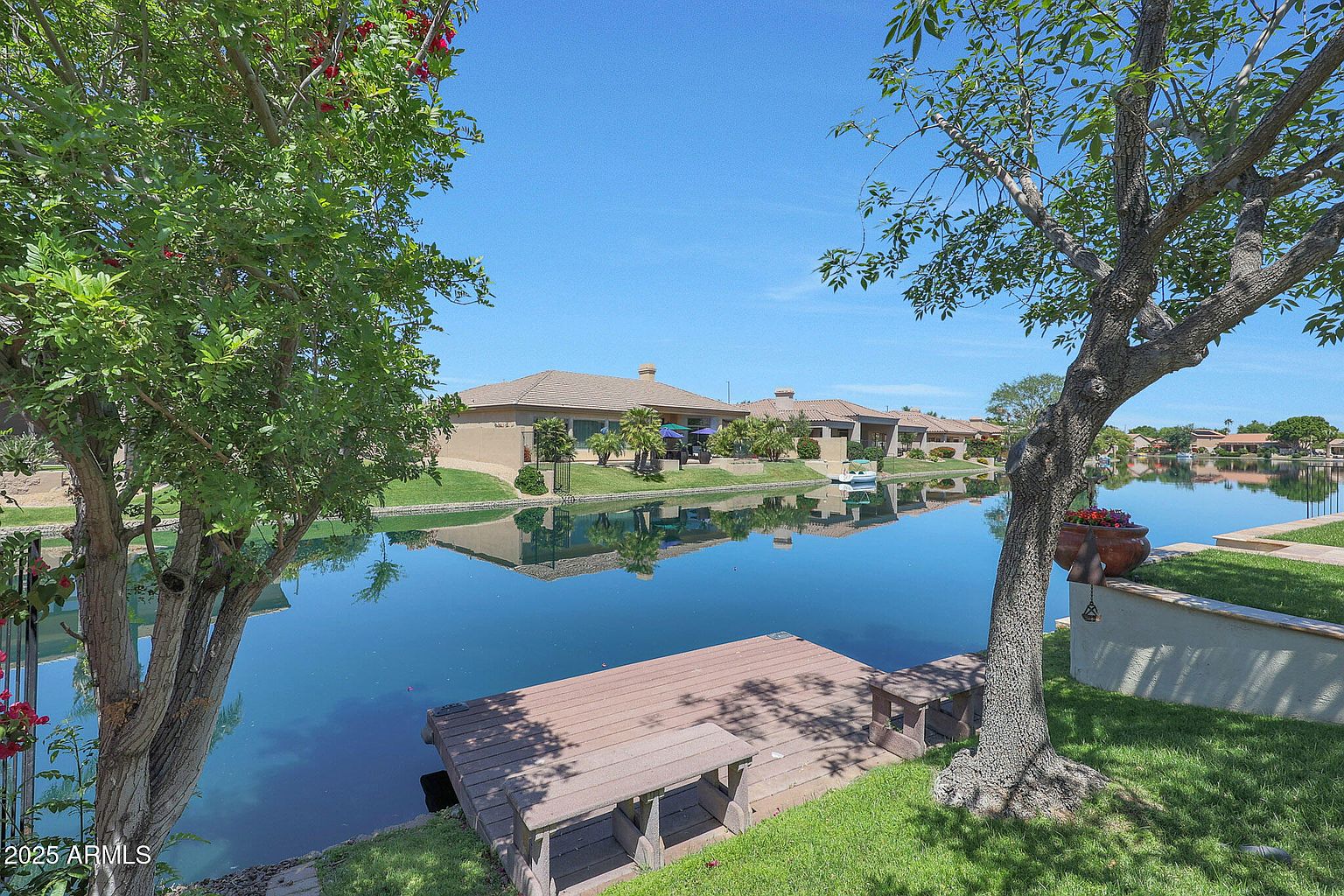 1740 W BARTLETT Way photo 2