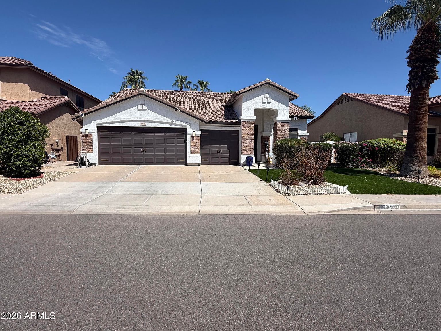 3927 S Hollyhock Pl photo 3