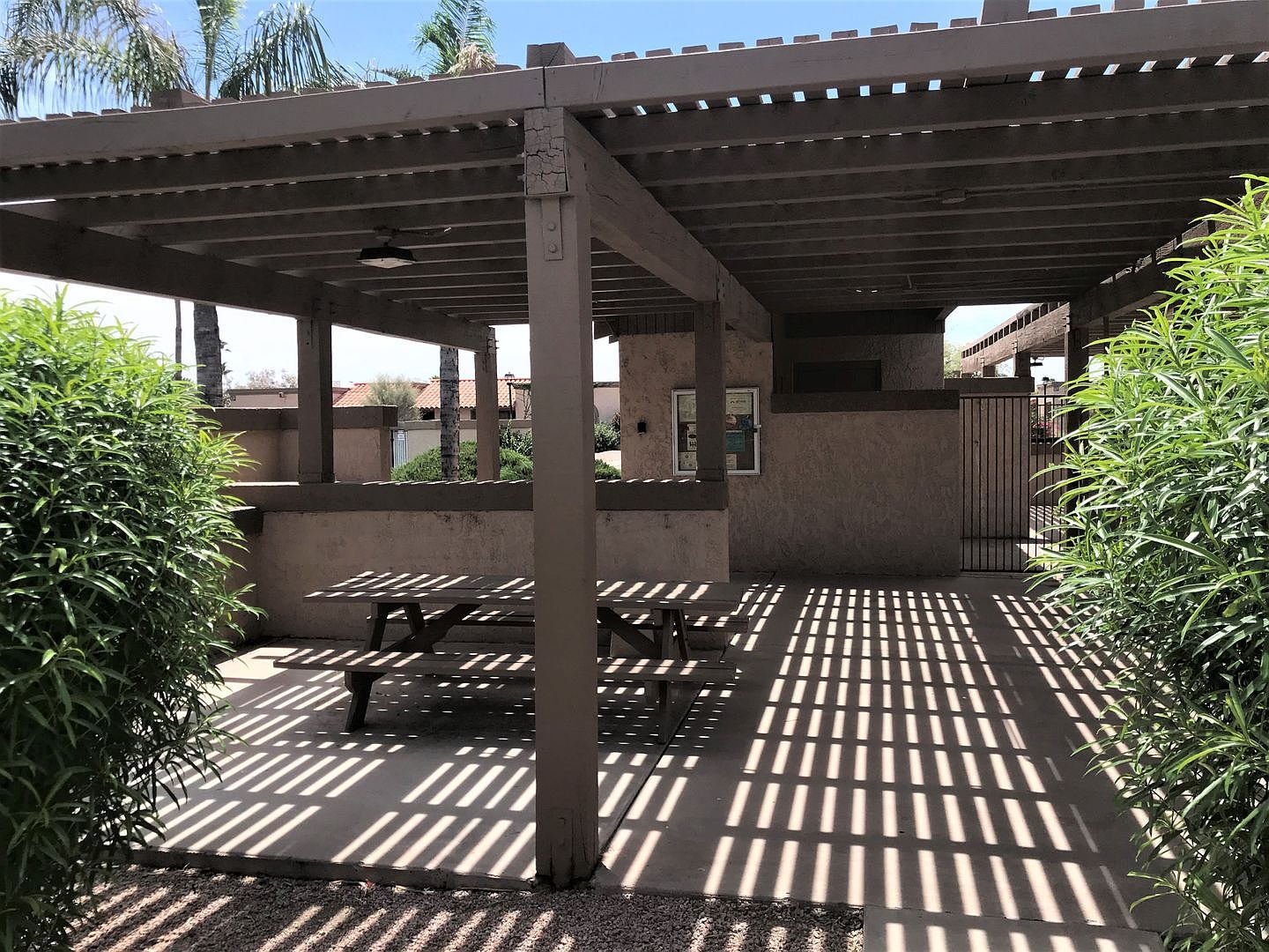 97 N Cooper Rd Chandler, AZ 85225 photo 2