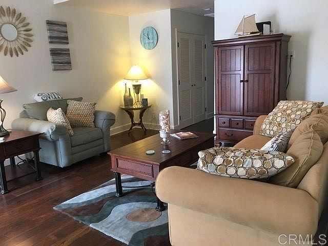 814 D Ave photo 3