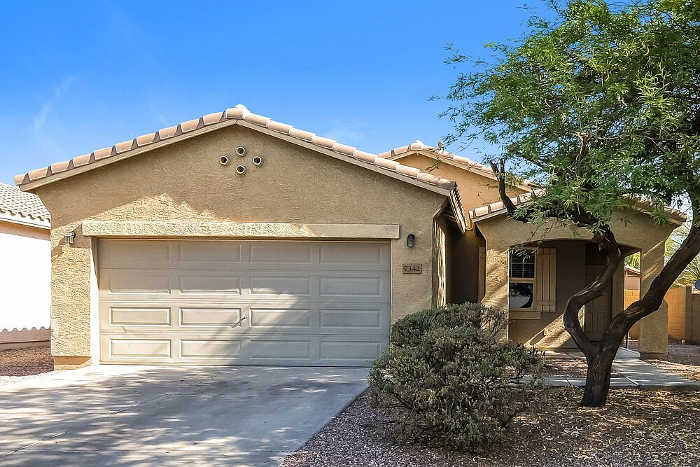 7342 W St Charles Ave Phoenix, AZ 85339 photo 2