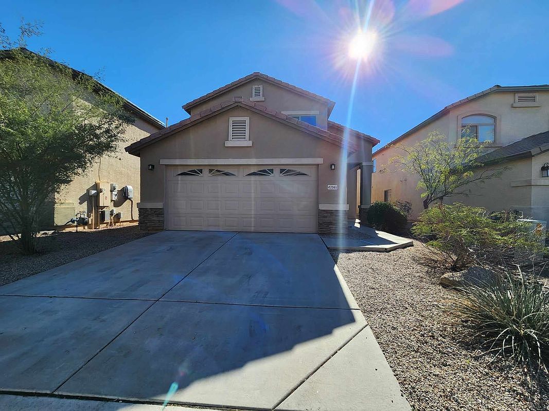 42065 W Hillman Dr Maricopa, AZ 85138 photo 2