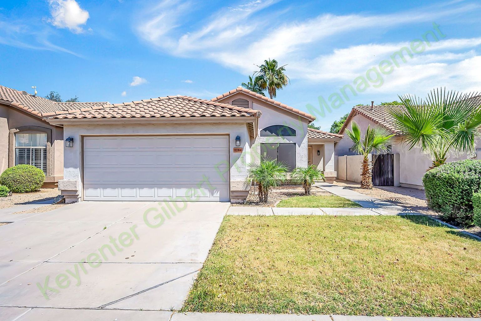 1284 W Kingbird Dr