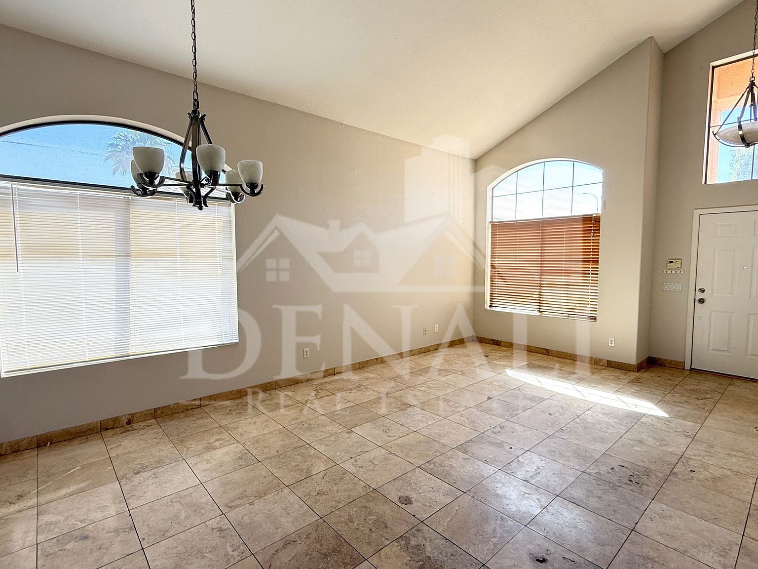 1274 W Sparrow Ct Chandler, AZ 85286 photo 5