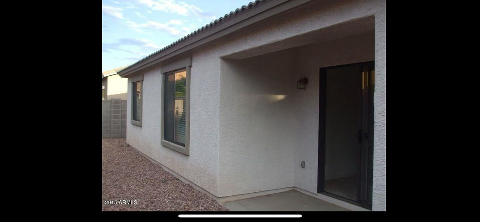 2078 E 28th Ave photo 4