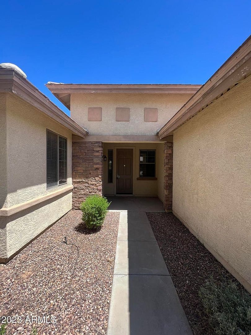 654 W Desert Mountain Dr Queen Creek, AZ 85143 photo 2