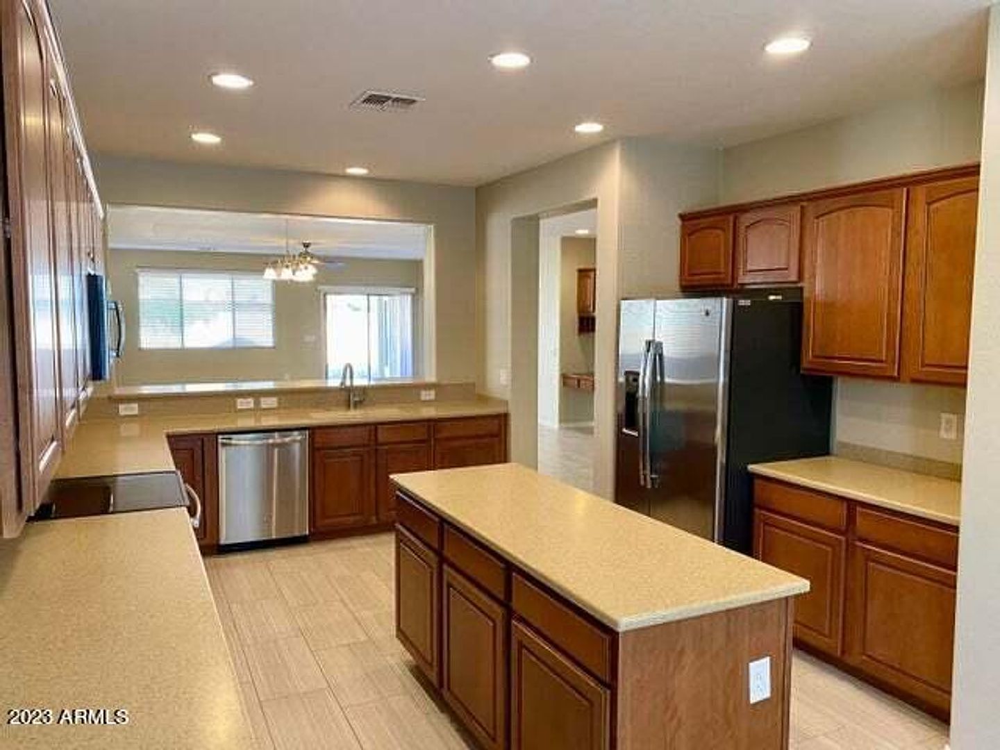 654 W Desert Mountain Dr Queen Creek, AZ 85143 photo 5