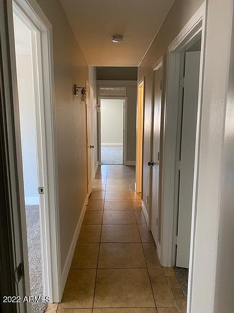 742 E Dragon Springs Dr photo 3