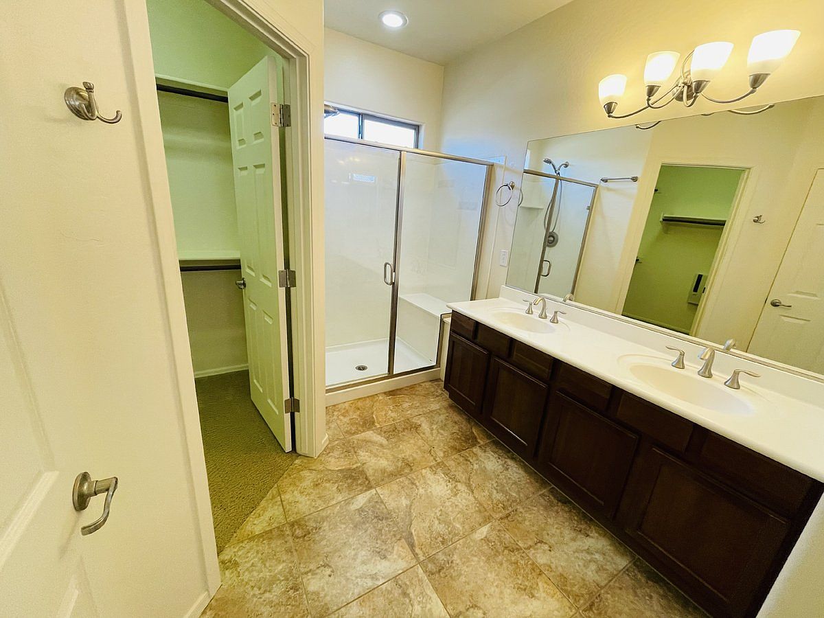 37078 W Mondragone Ln Maricopa, AZ 85138 photo 2