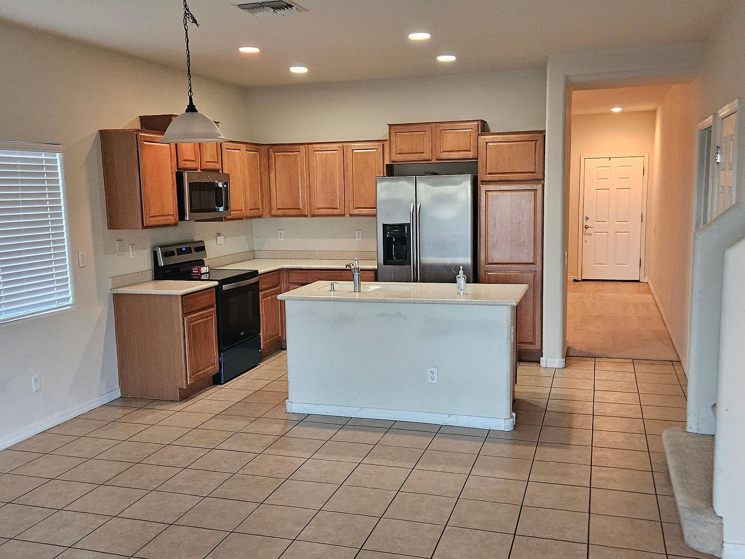 42701 W Martie Lynn Rd photo 5