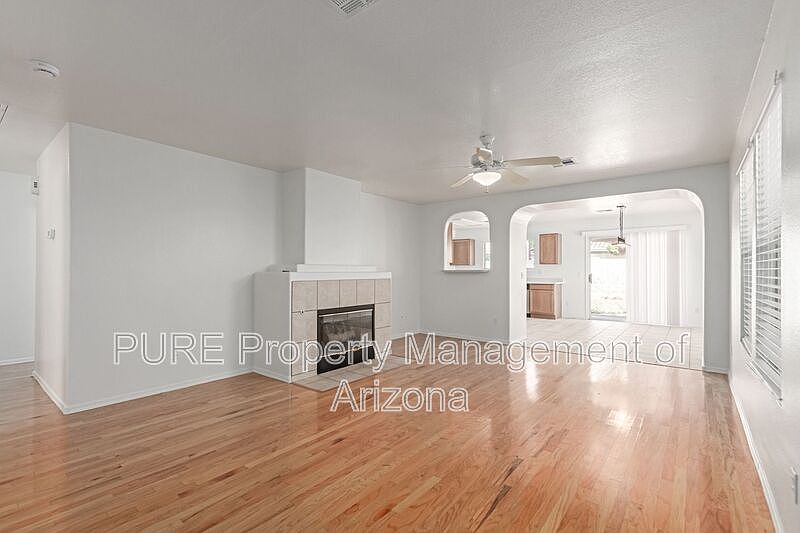 8132 E Onza Ave Mesa, AZ 85212 photo 3