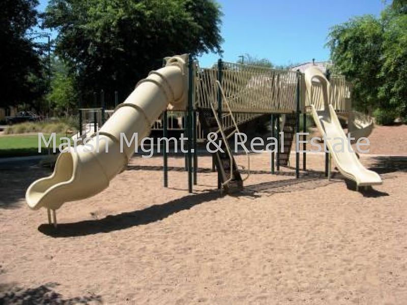 2791 E Terrace Ave photo 2