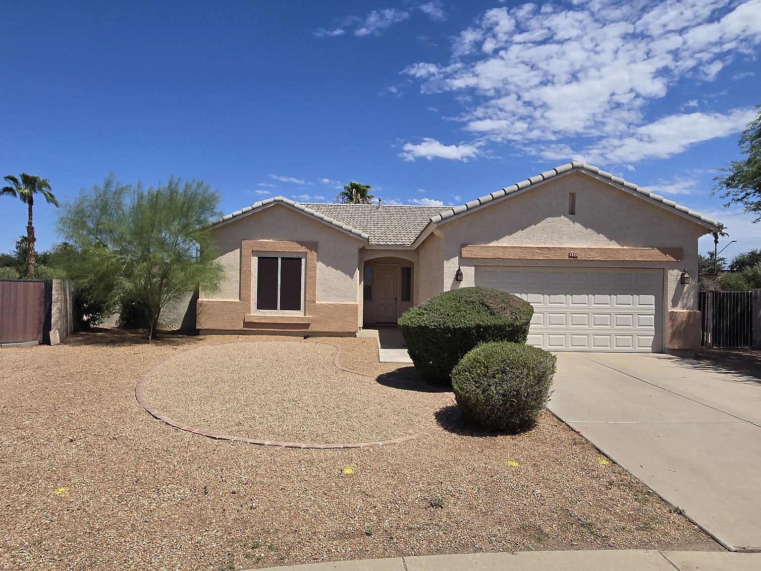 1580 N Racine Ct Gilbert, AZ 85234 photo 3