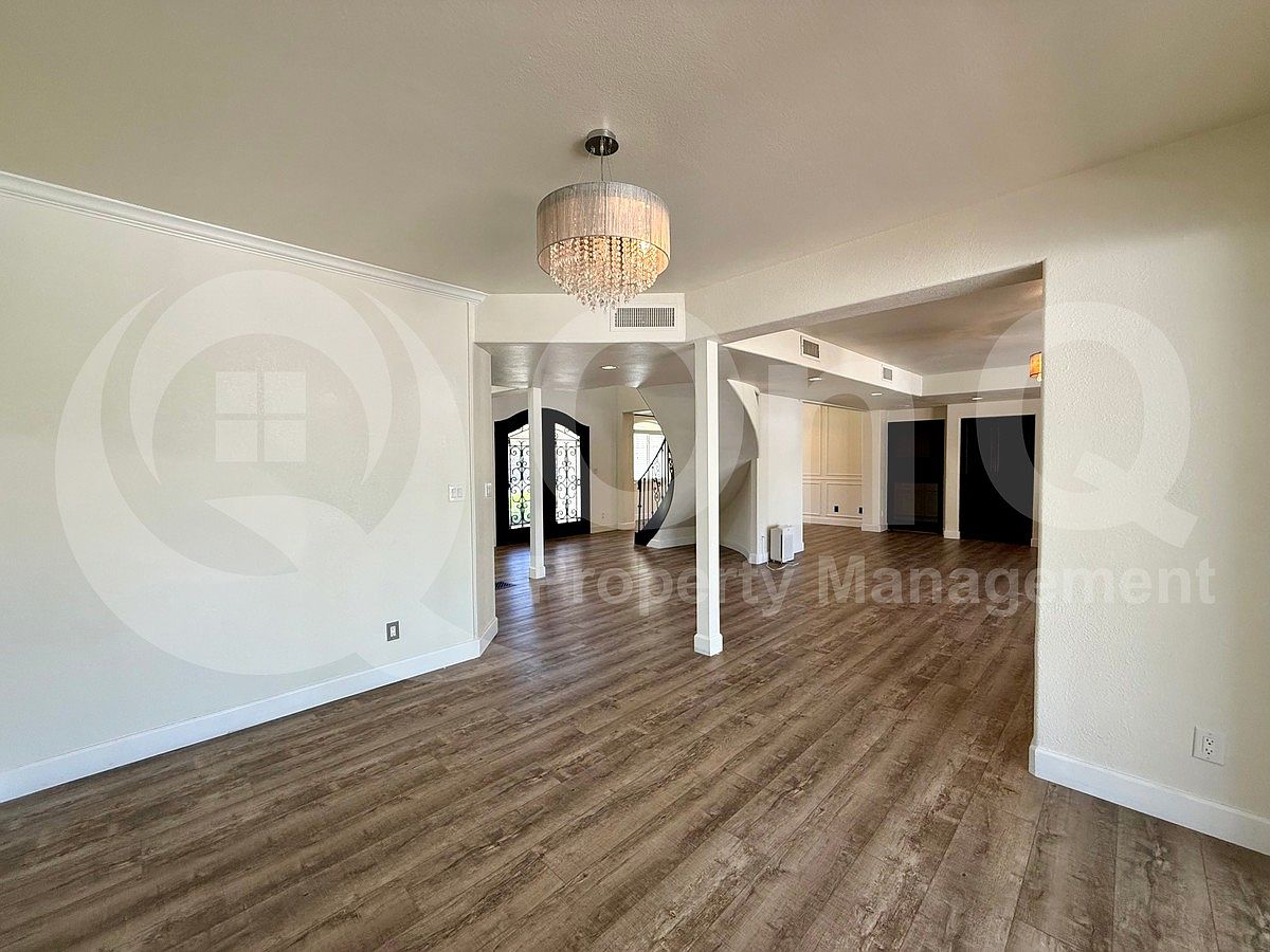 1298 N Regatta Dr photo 5
