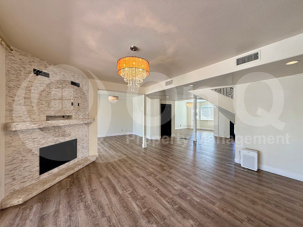 1298 N Regatta Dr photo 3