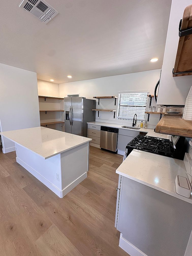 34 N Penny Pl photo 3