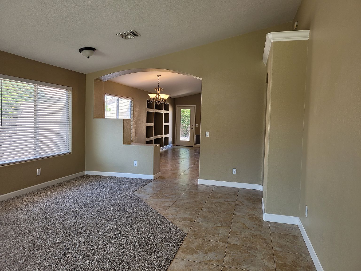 3950 E Campbell Ave photo 3