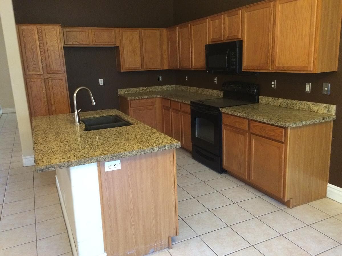 4128 E Breckenridge Way photo 5