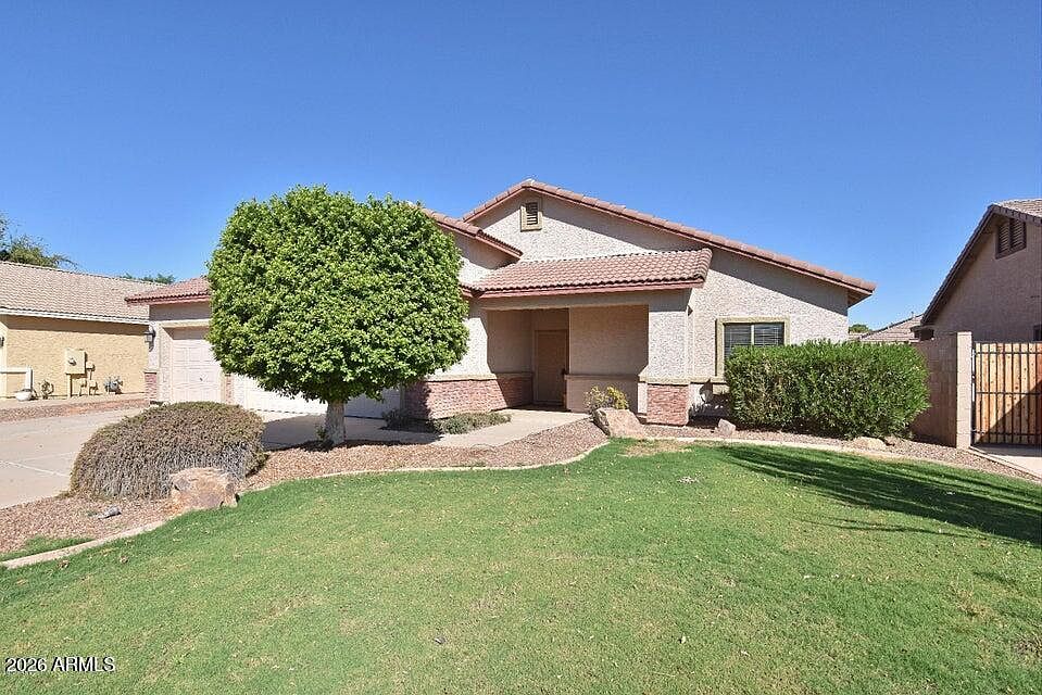 4560 E Olney Ave photo 3