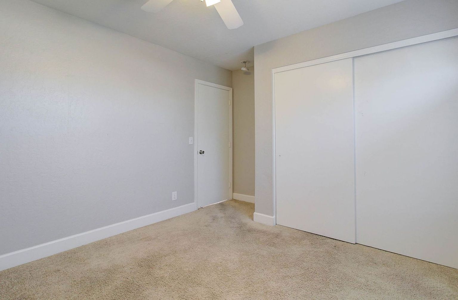2049 E San Tan Ct Gilbert, AZ 85296 photo 2