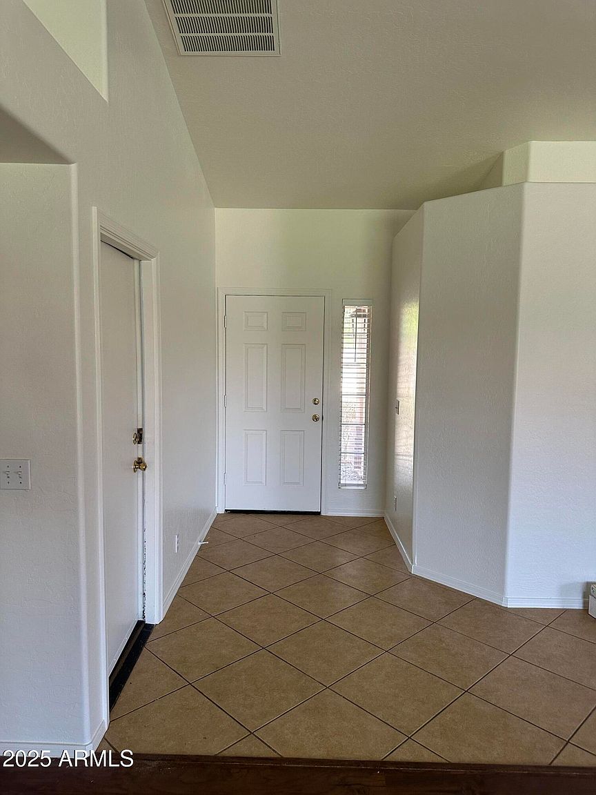 2213 S Tucana Ln photo 5