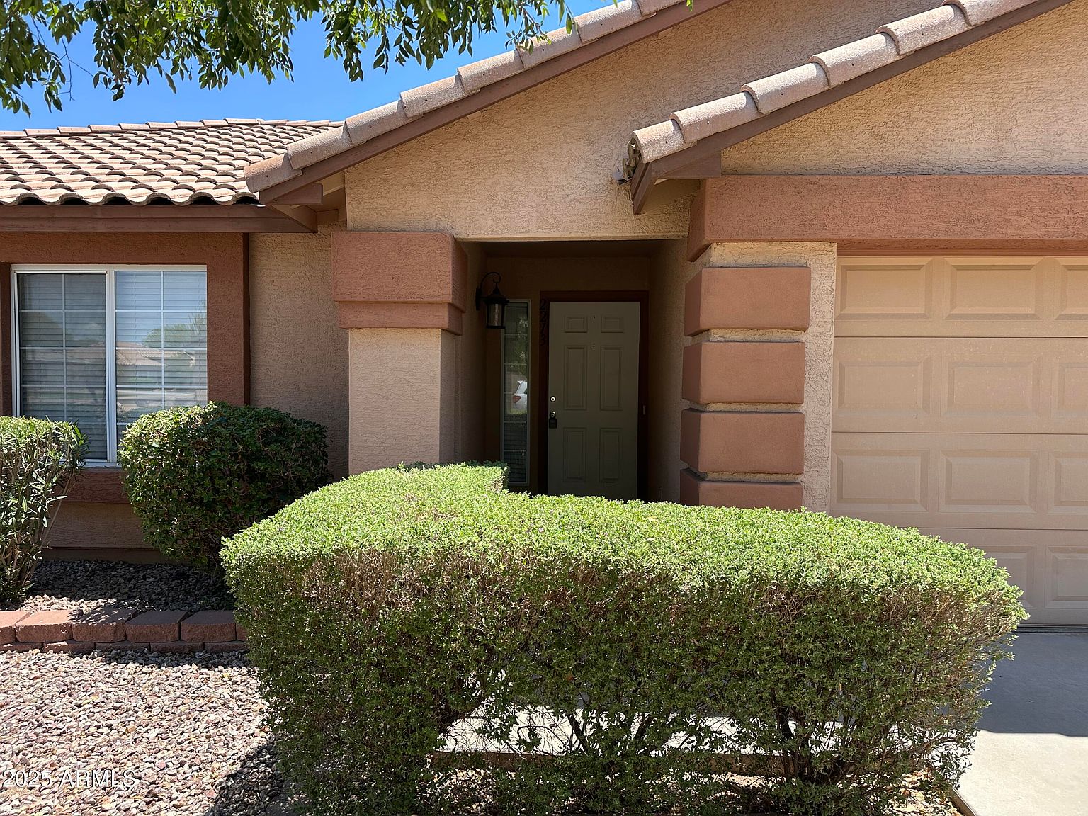 2213 S Tucana Ln photo 3