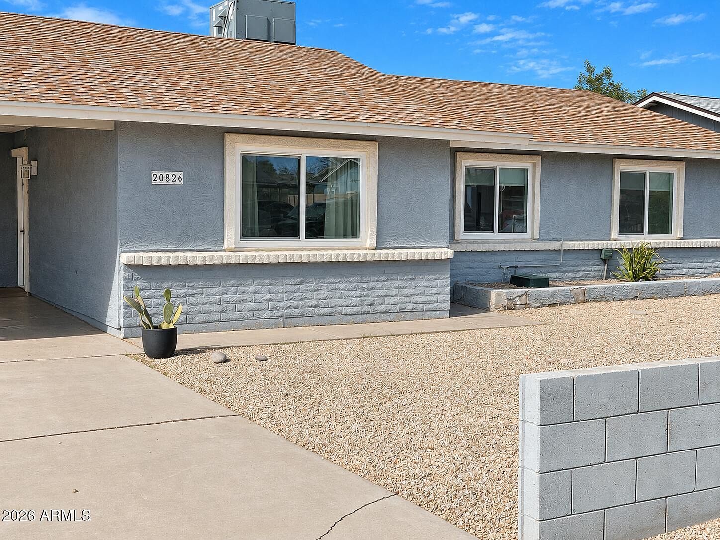 20826 E Pickett St photo 4