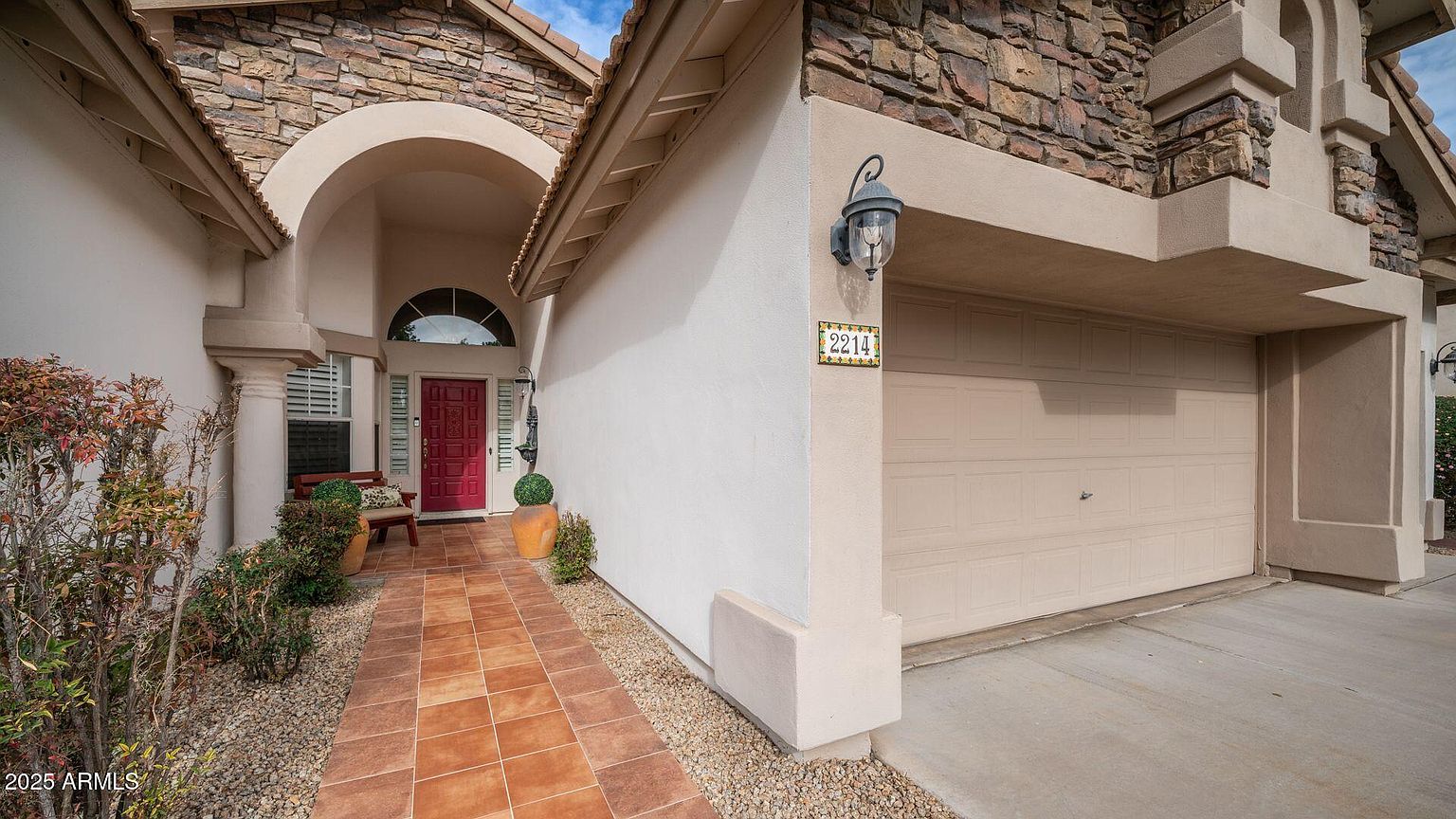 2214 E Beachcomber Drive photo 3