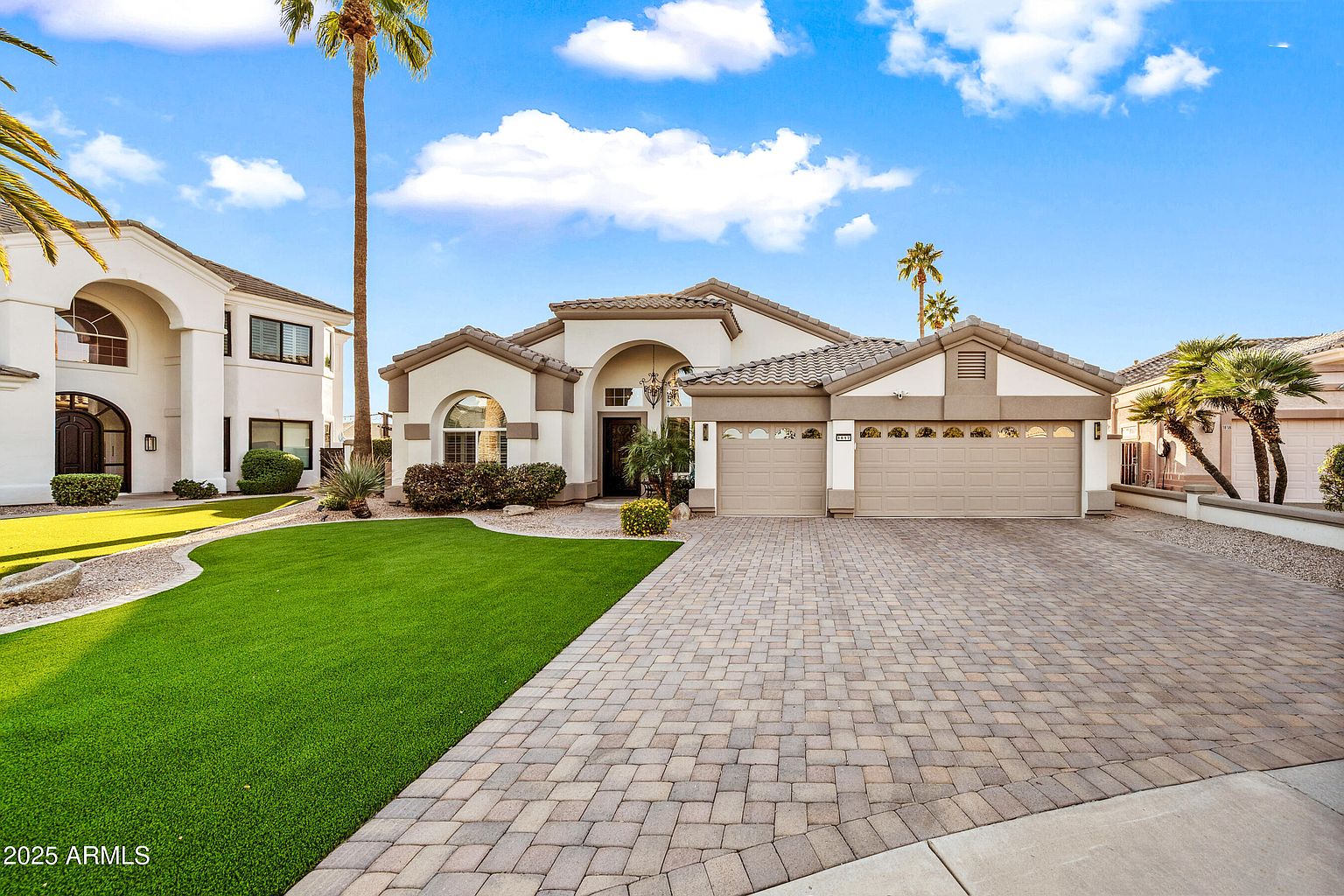 1817 E Willow Tree Ct Gilbert, AZ 85234 photo 2