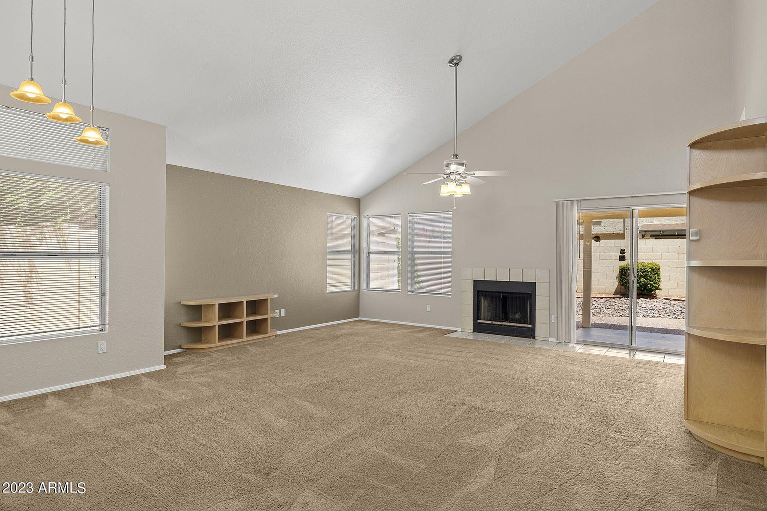 2306 E Gondola Ln photo 3
