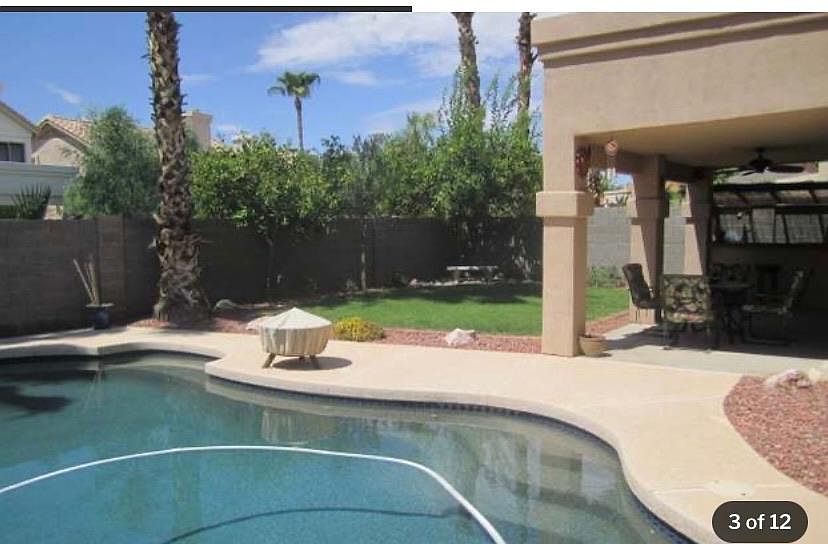 3753 E Tanglewood Dr photo 2
