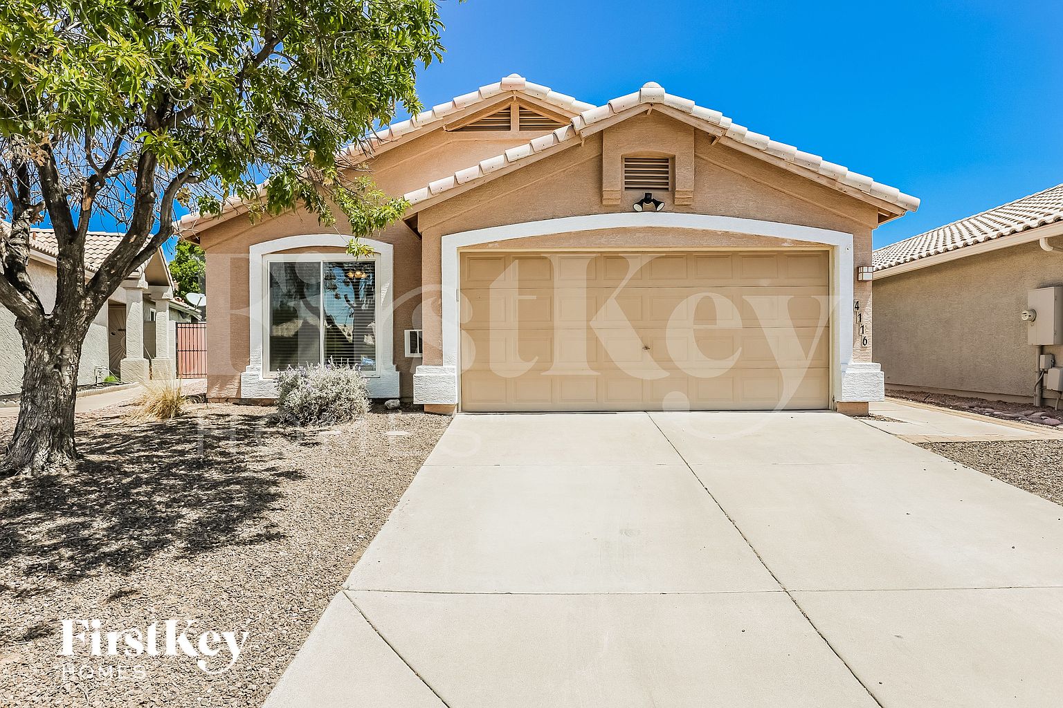 4116 E Tanglewood Dr Phoenix, AZ 85048 photo 2