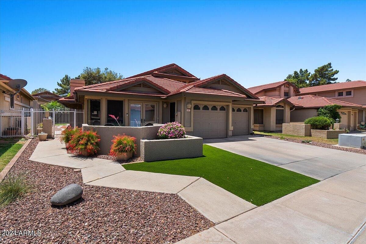687 N May St Chandler, AZ 85226 photo 3