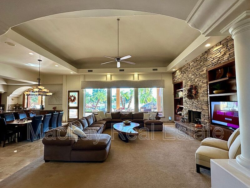 5711 W Linda Ln Chandler, AZ 85226 photo 4