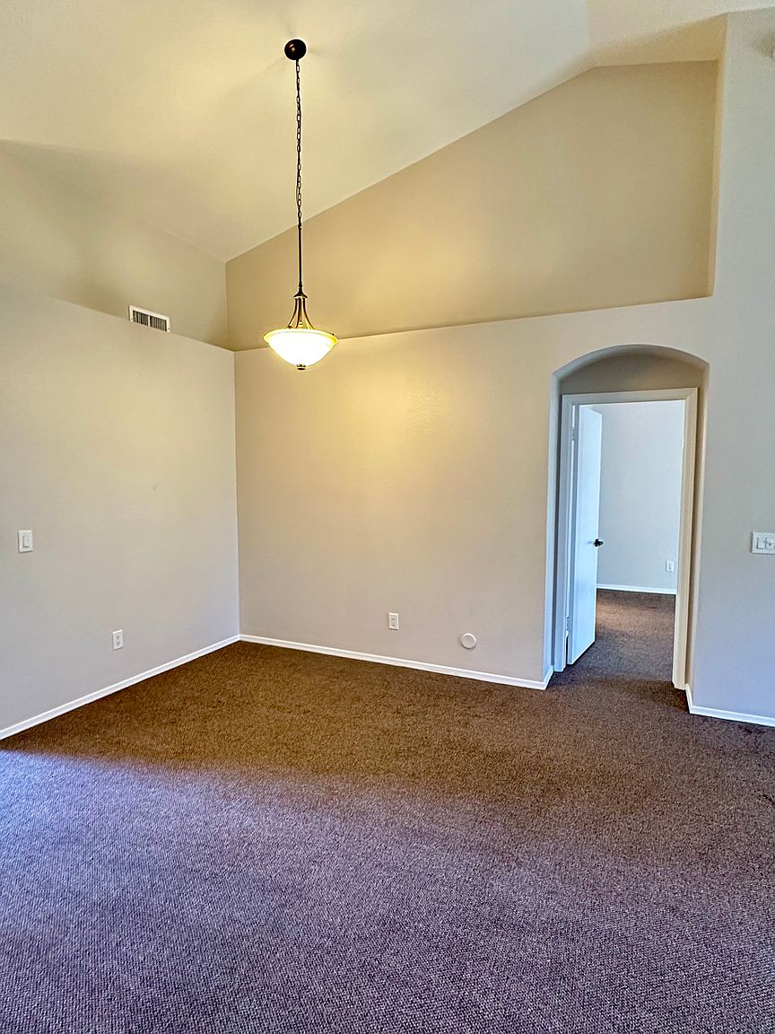 3250 W Golden Ln photo 4
