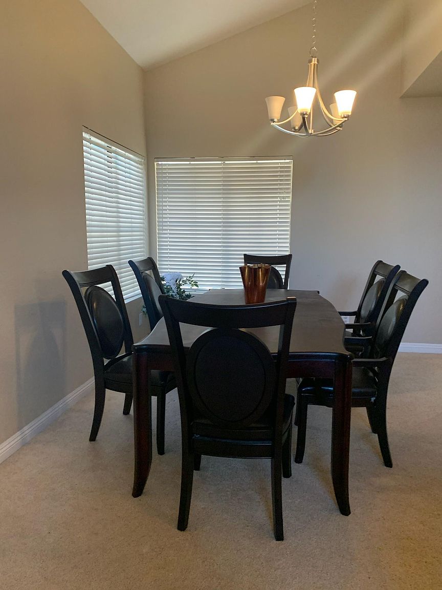 28 E Yvonne Ln photo 4