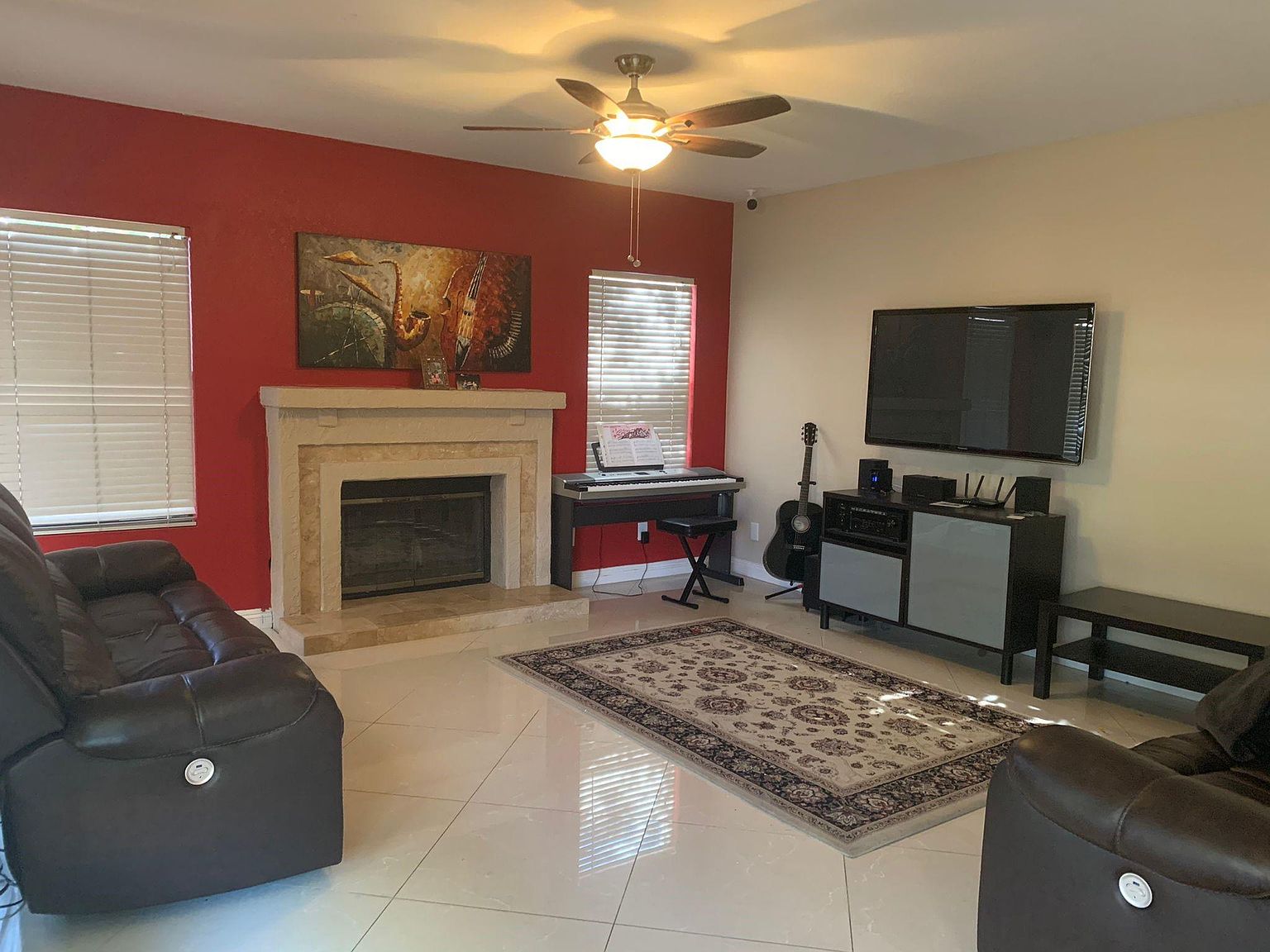 28 E Yvonne Ln photo 5