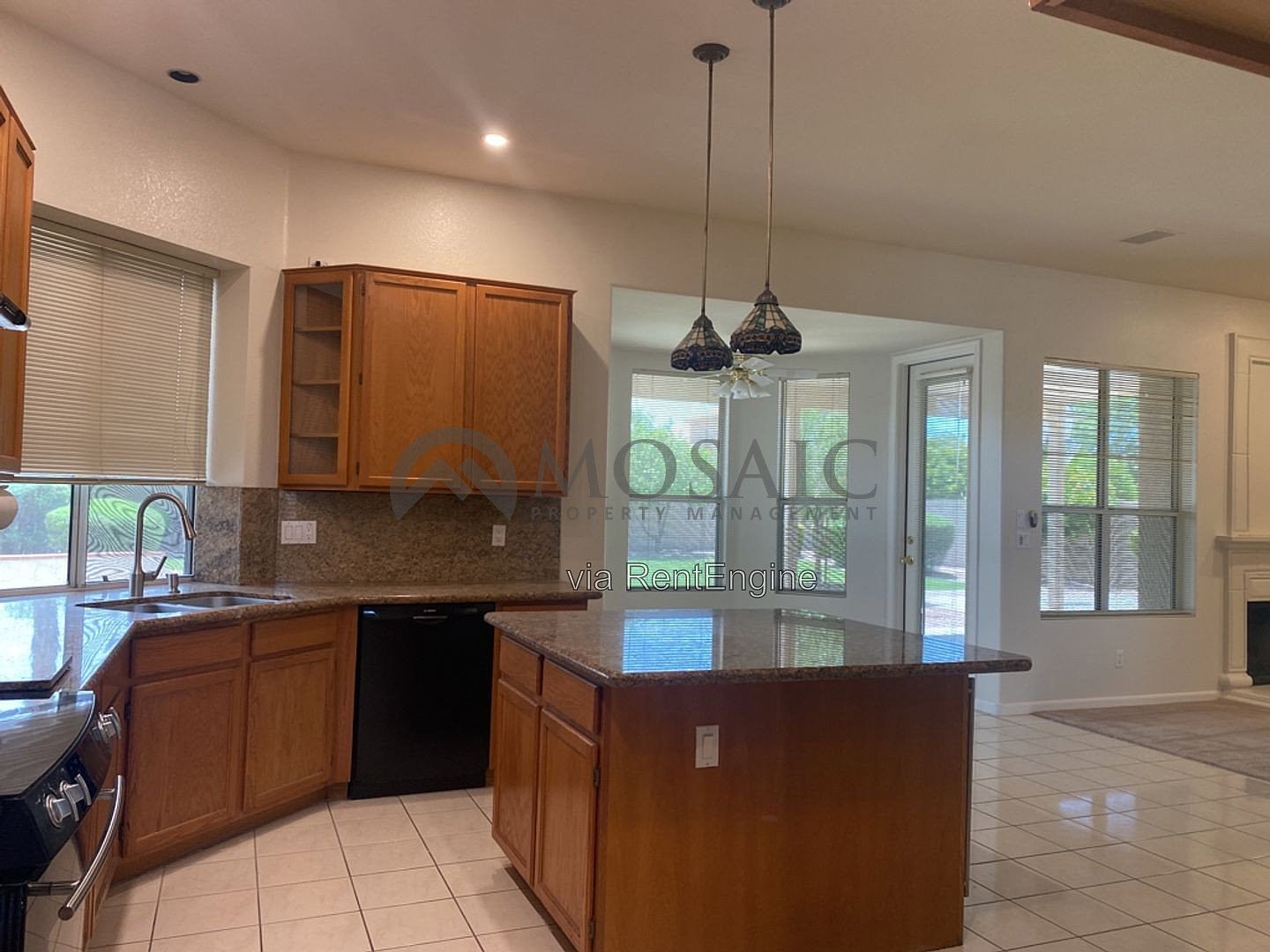 5561 W Park Ave photo 5