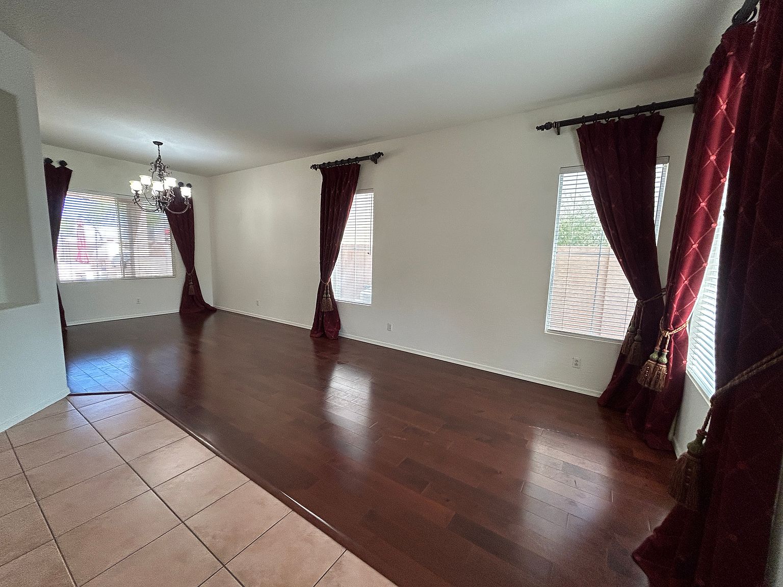 9885 S La Rosa Dr photo 5
