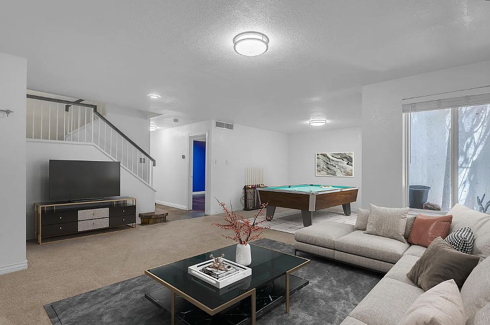3932 W Rene Dr photo 5