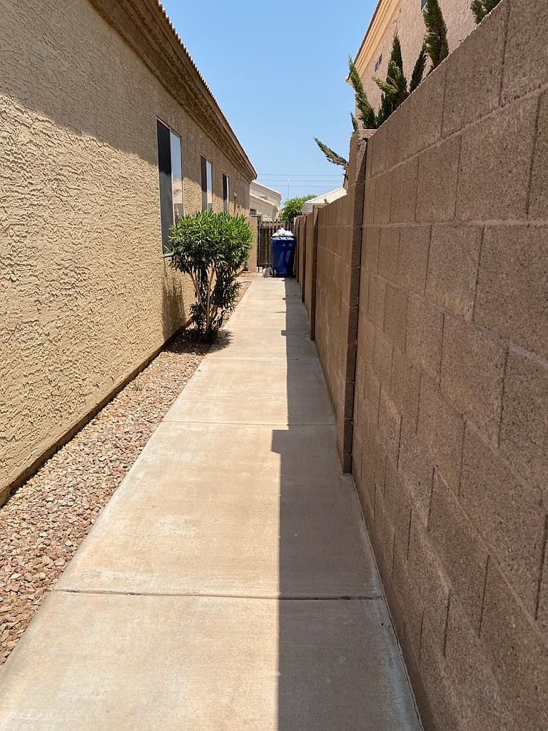 3351 W Ross Dr photo 2