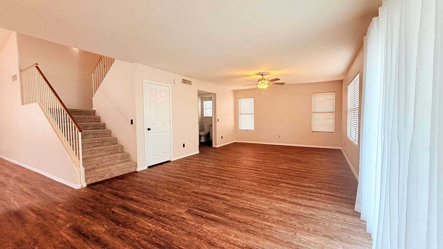 1226 E Tremaine Ave photo 4