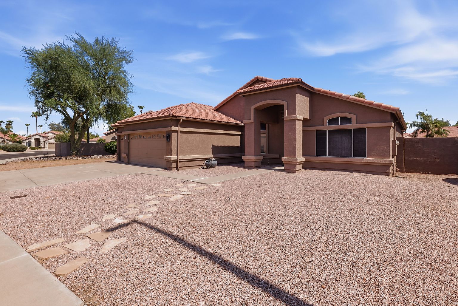 1274 E Lake Dr photo 3