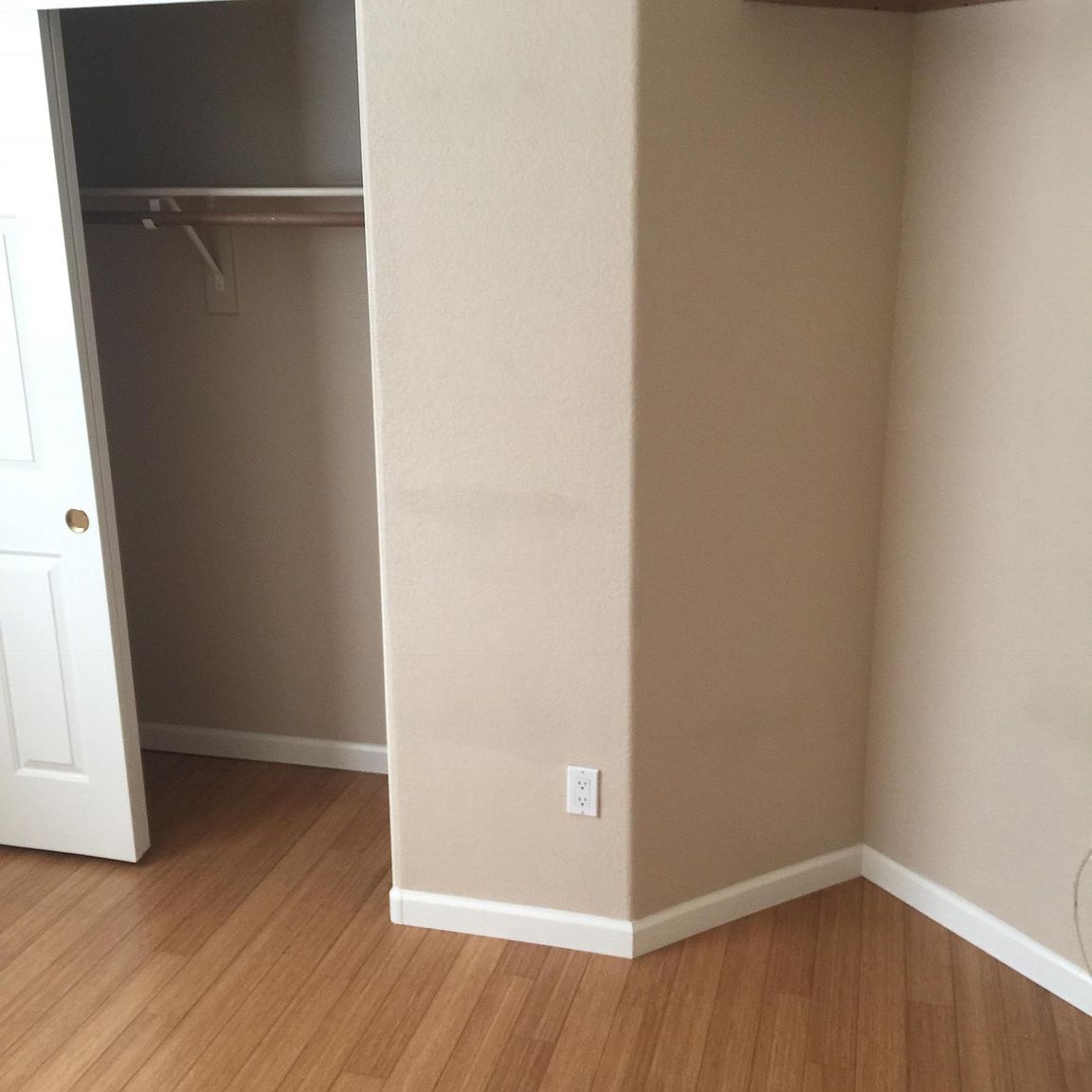 1288 E Linda Ln photo 3