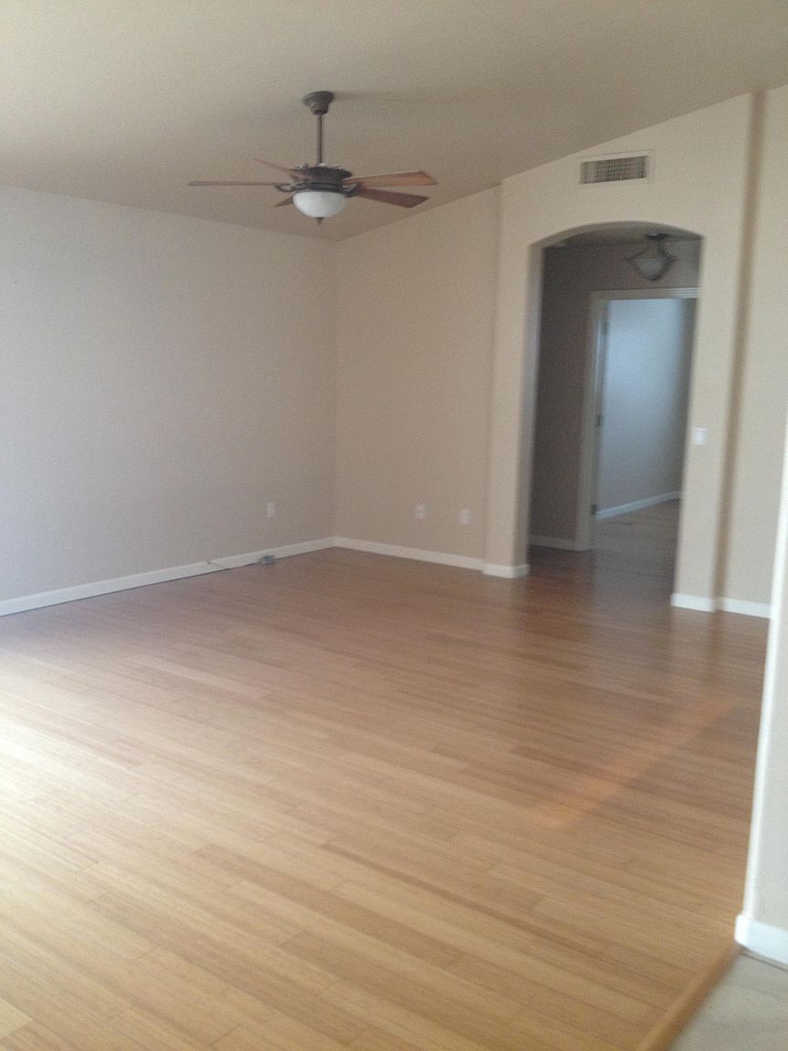 1288 E Linda Ln photo 2