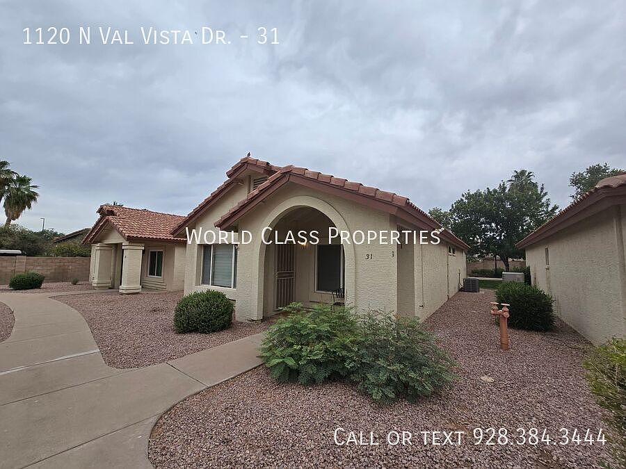 1120 N Val Vista Dr photo 2