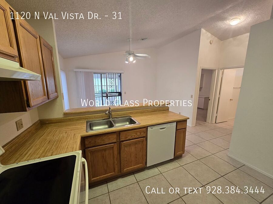 1120 N Val Vista Dr photo 3