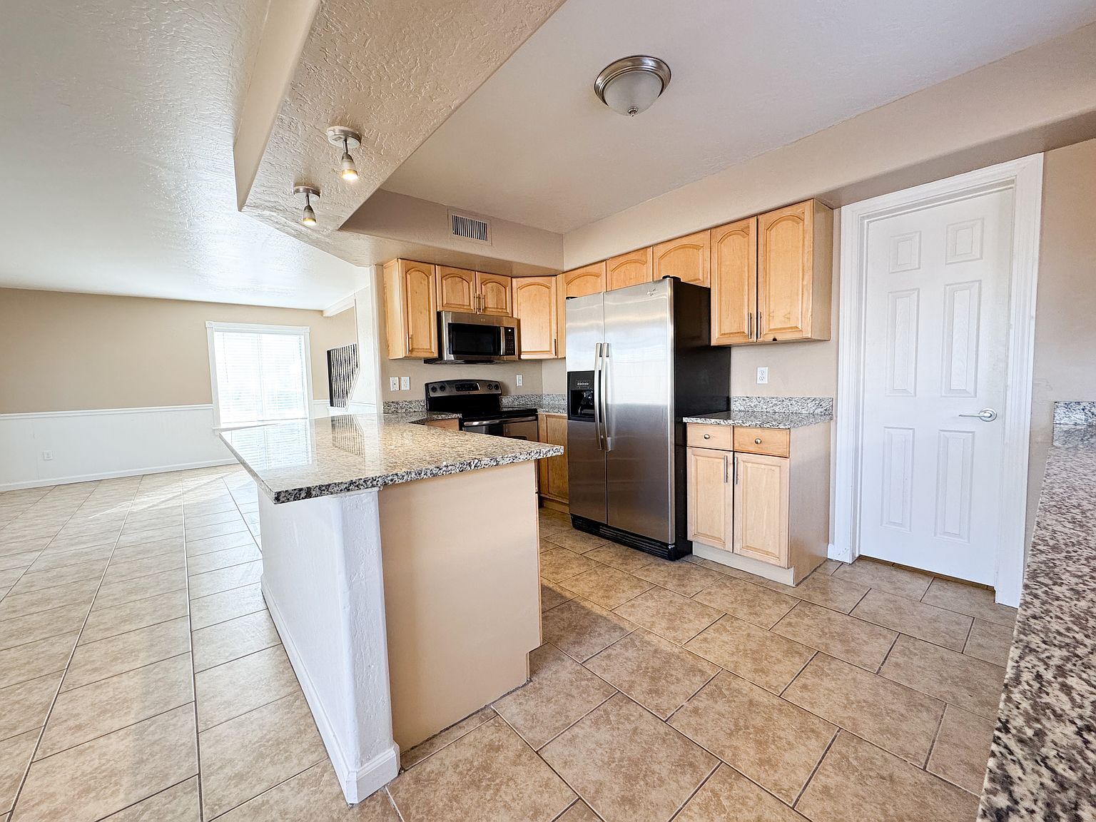 2423 S Ananea photo 5