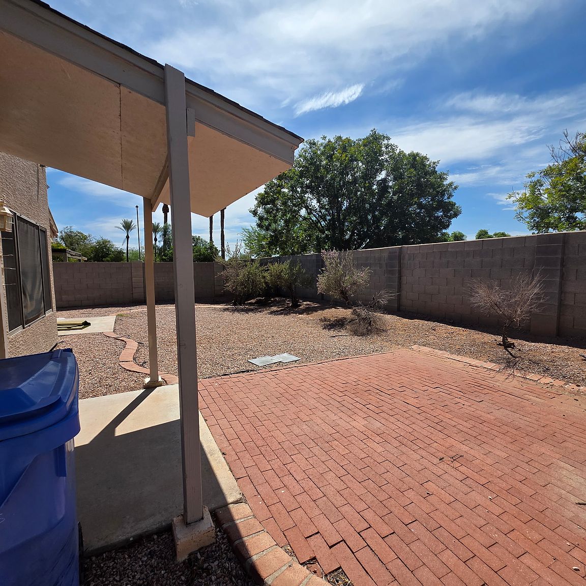 2081 E Arabian Dr photo 3